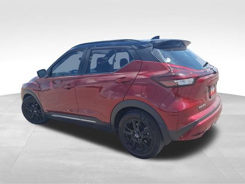 Certified 2022 Nissan Kicks SR w/ Premium Package FWD image 5