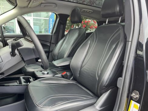 Used 2023 Ford Mustang Mach-E Premium RWD image 5