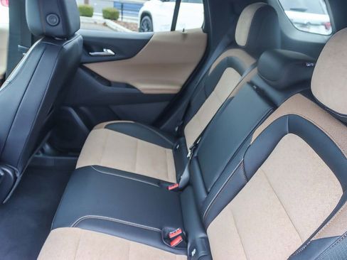 New 2026 Chevrolet Equinox ACTIV w/ Convenience Package III image 17