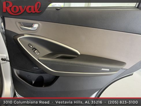 Used 2017 Hyundai Santa Fe Limited FWD image 15