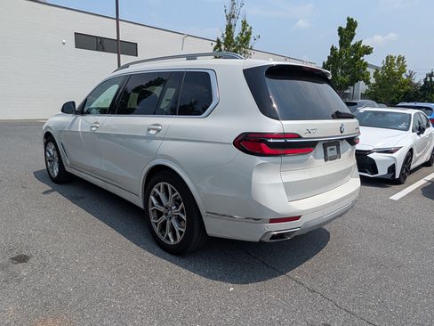 Used 2024 BMW X7 xDrive40i AWD/4WD image 5