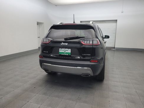 Used 2019 Jeep Cherokee Limited AWD/4WD image 7