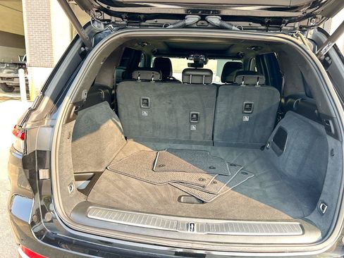 Used 2023 Jeep Grand Cherokee Summit AWD/4WD image 13