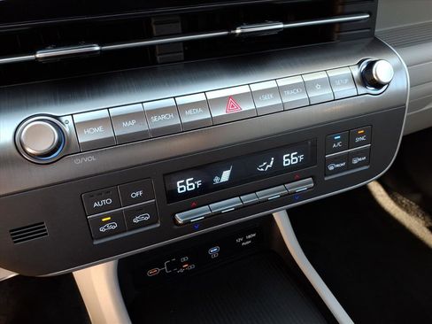 Certified 2025 Hyundai Kona SEL image 21