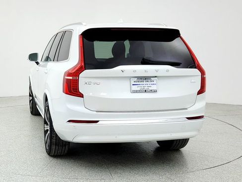 Certified 2024 Volvo XC90 T8 Ultimate w/ Protection Package Premier image 6