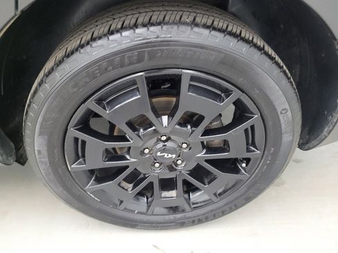 Used 2022 Kia Telluride EX w/ EX Premium Package AWD/4WD image 31