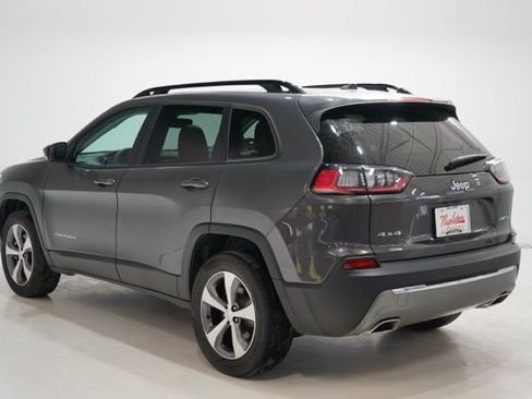Used 2022 Jeep Cherokee Limited image 6