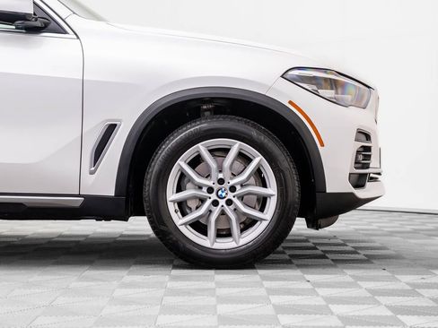 Used 2023 BMW X5 xDrive40i w/ Premium Package image 36