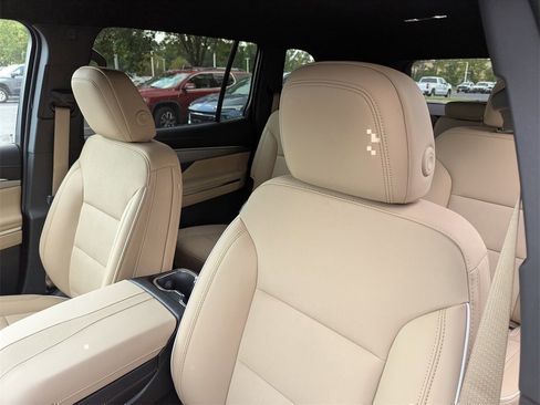 New 2026 Buick Enclave Preferred w/ Power Package image 11