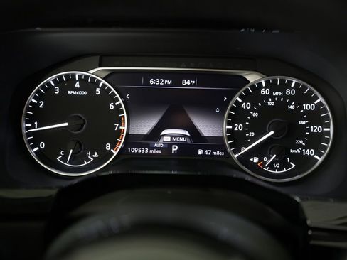 Used 2022 Nissan Pathfinder SV w/ SV Premium Package AWD/4WD image 14