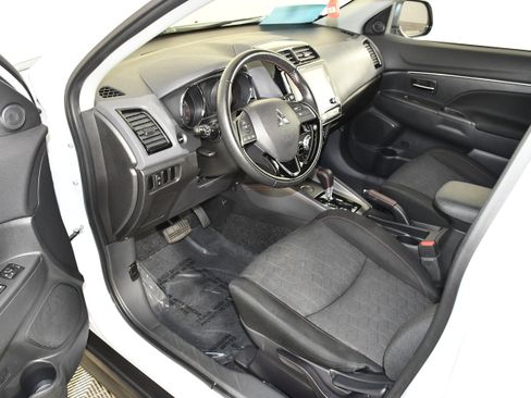Used 2022 Mitsubishi Outlander Sport LE FWD image 24