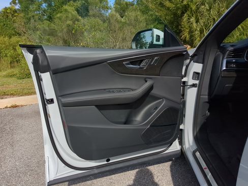 New 2026 Audi Q8 Premium Plus image 19