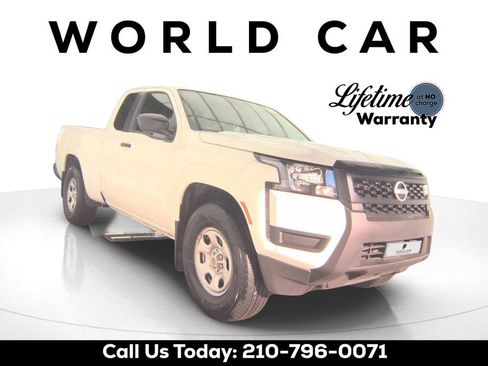 Used 2025 Nissan Frontier S RWD image 3