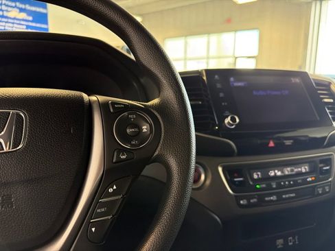 Certified 2023 Honda Ridgeline Sport image 18