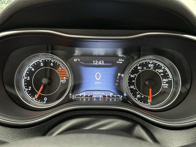 Used 2019 Jeep Cherokee Limited AWD/4WD image 15