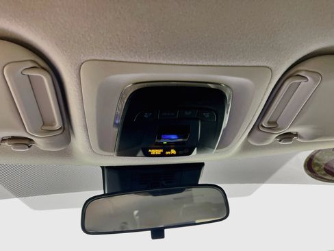 Used 2025 Toyota Corolla LE FWD image 20