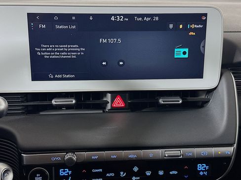 Used 2024 Hyundai Ioniq 5 SEL RWD image 21