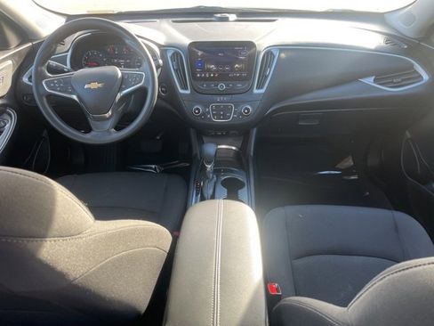 Used 2023 Chevrolet Malibu LT image 47