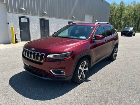 Used 2019 Jeep Cherokee Limited image 1