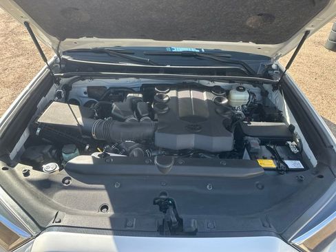 Used 2021 Toyota 4Runner Limited AWD/4WD image 20
