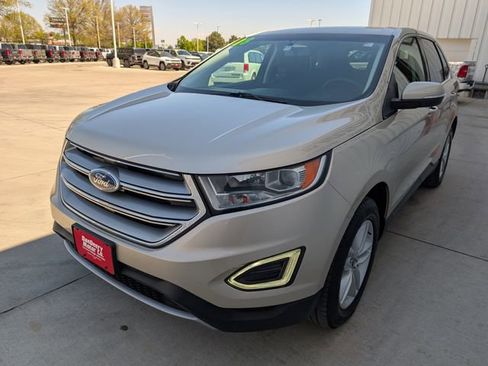 Used 2018 Ford Edge SEL AWD/4WD image 34