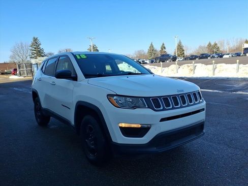 Used 2018 Jeep Compass Sport w/ Tech Group image 3