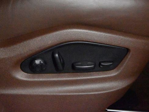 Used 2022 Porsche Cayenne GTS image 41