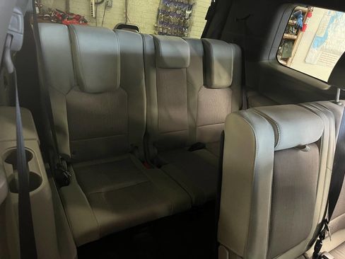 Used 2015 Honda Pilot SE image 7