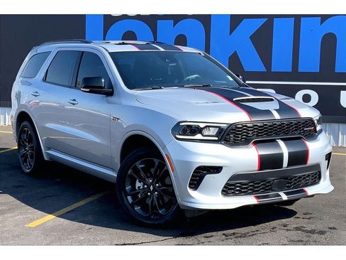 Used 2025 Dodge Durango GT AWD/4WD image 2