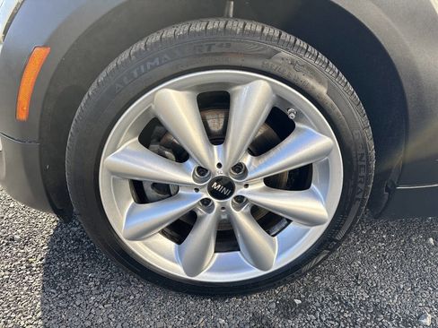 Used 2011 MINI Cooper S image 26