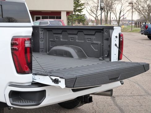 New 2026 GMC Sierra 3500 Denali w/ Denali Reserve Package AWD/4WD image 30