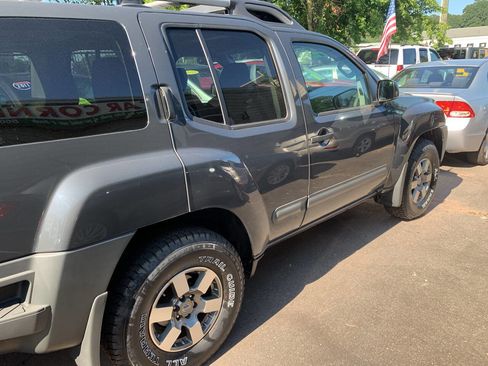 Used 2013 Nissan Xterra PRO-4X image 4