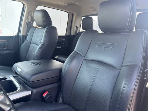 Used 2018 RAM 1500 Laramie AWD/4WD image 15