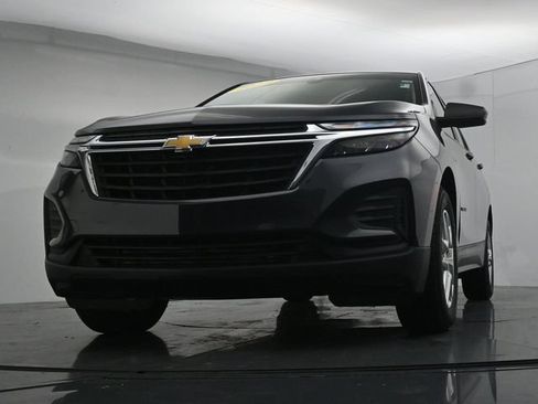 Used 2022 Chevrolet Equinox LS w/ LS Convenience Package FWD image 37