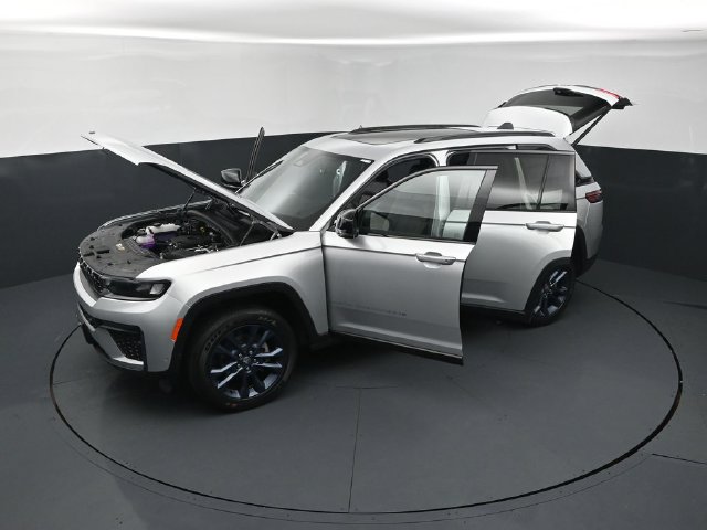 New 2026 Jeep Grand Cherokee Limited AWD/4WD image 26