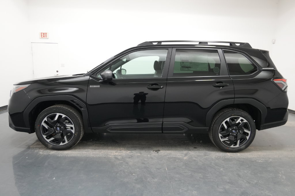 New 2026 Subaru Forester Touring AWD/4WD image 4