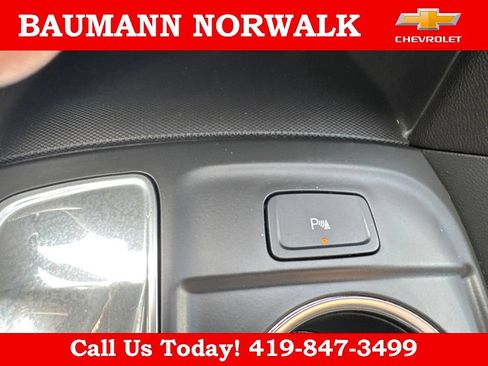 Used 2024 Chevrolet Equinox LT w/ LPO, Floor Liner Package FWD image 59