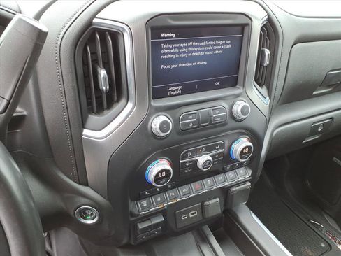 Used 2021 GMC Sierra 2500 Denali w/ Denali Ultimate Package image 13