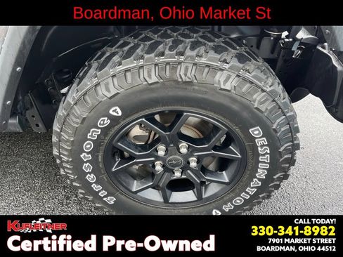Used 2024 Jeep Gladiator Mojave AWD/4WD image 23