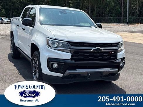 Used 2021 Chevrolet Colorado Z71 w/ Safety Package AWD/4WD image 1