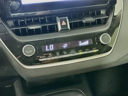 Used 2023 Toyota Corolla LE FWD image 21