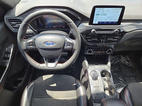 Used 2024 Ford Escape ST-Line AWD/4WD image 17