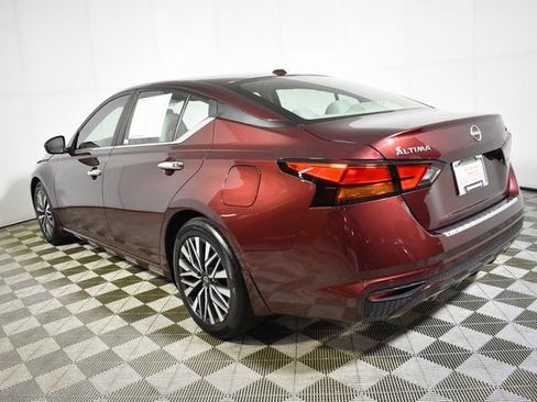 Certified 2023 Nissan Altima 2.5 SV image 6