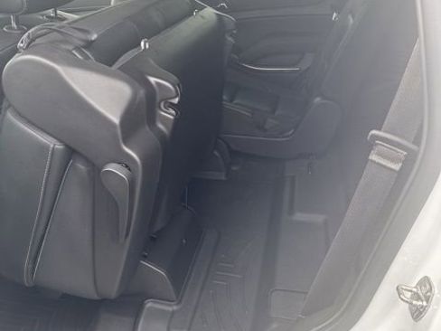 Used 2019 GMC Yukon SLT AWD/4WD image 28