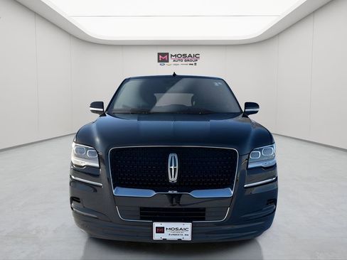 Used 2024 Lincoln Navigator Reserve w/ Equipment Group 201A AWD/4WD image 2