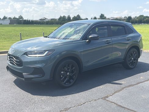 Certified 2024 Honda HR-V Sport image 5