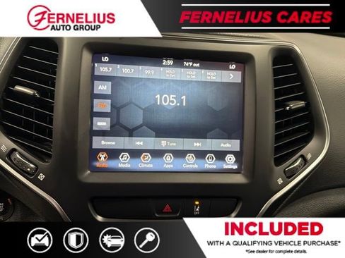 Used 2022 Jeep Cherokee Latitude Lux AWD/4WD image 39
