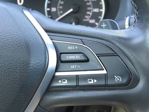 Used 2019 INFINITI QX50 Luxe AWD/4WD image 23
