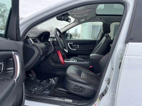 Used 2019 Land Rover Discovery Sport HSE Luxury Dynamic image 16