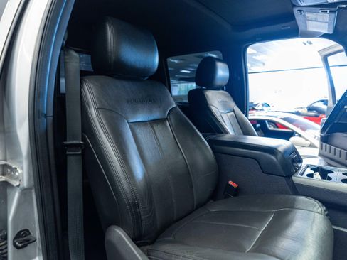 Used 2015 Ford F250 Platinum w/ FX4 Off-Road Package AWD/4WD image 15
